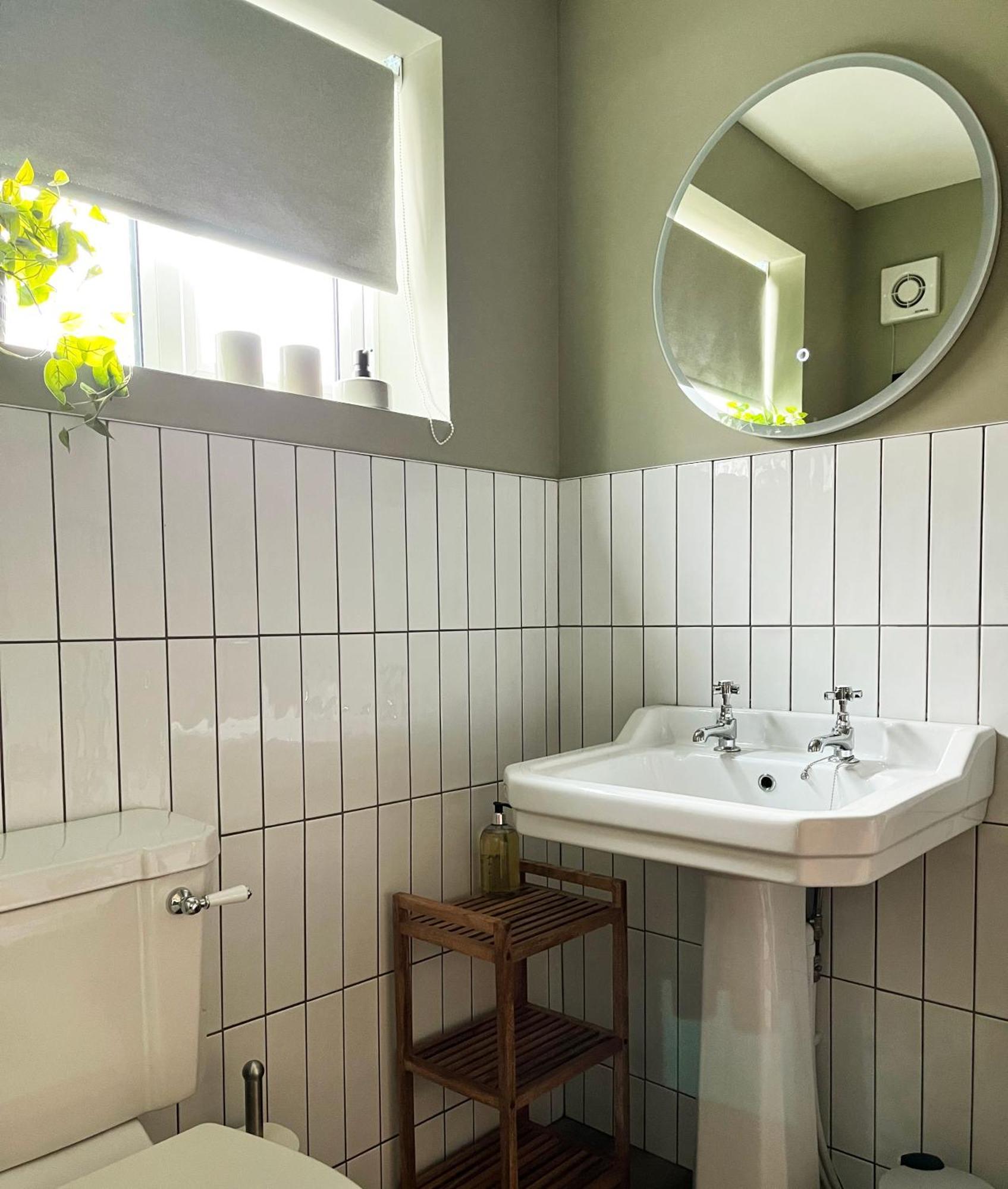 Boutique Style Cosy Cottage Ellesmere Ngoại thất bức ảnh